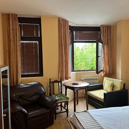 Studio In Hotel Flora Borowec Zewnętrze zdjęcie